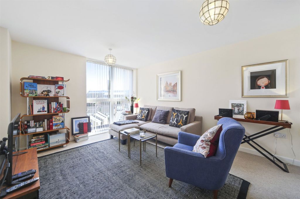 Property photo 1 of 9 Picture No. 03