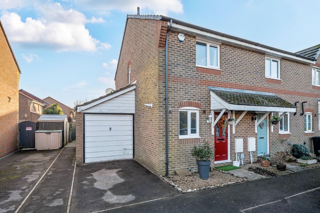 Property photo 1 of 15 1396593-19-695E7B4Ea3414.Jpg