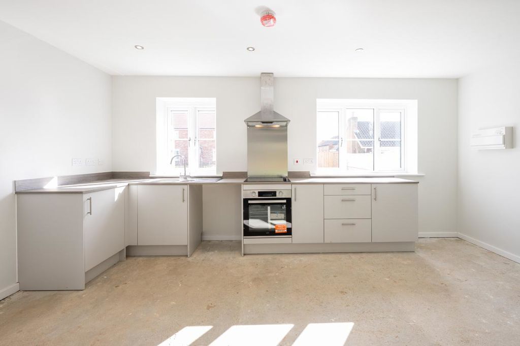 Property photo 2 of 7 Photo 3