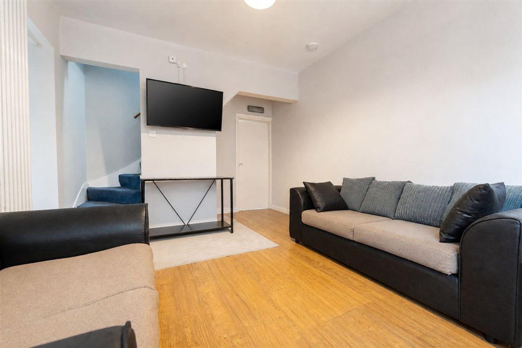 Property photo 3 of 16 Fas06103.Jpg