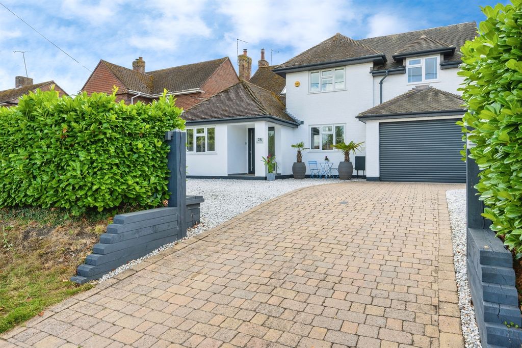 Property photo 1 of 34