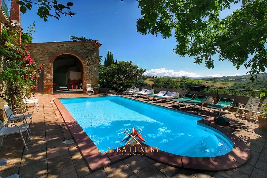 Property photo 1 of 36