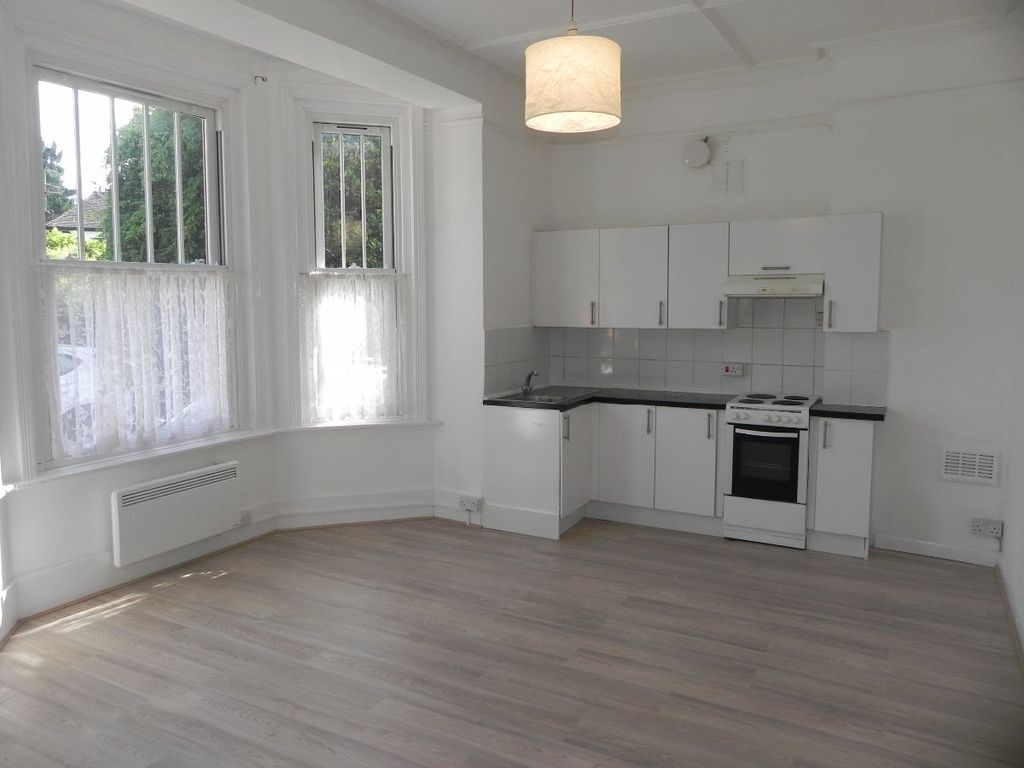 Property photo 1 of 4