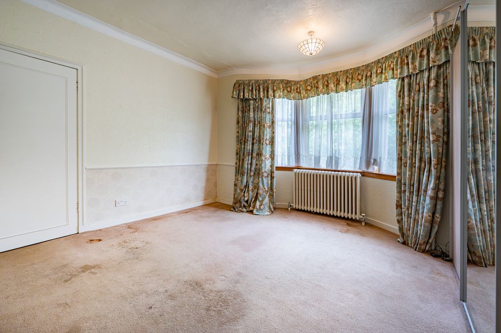 Property photo 3 of 38