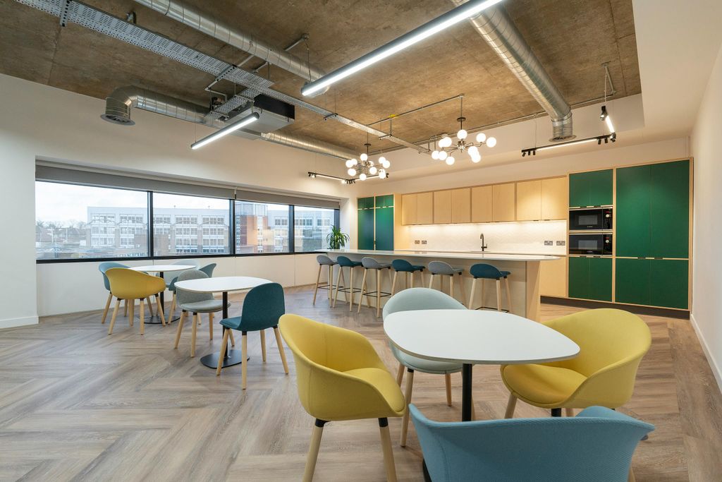 Property photo 1 of 15 Iw140123Gka 2Nd210.Jpg