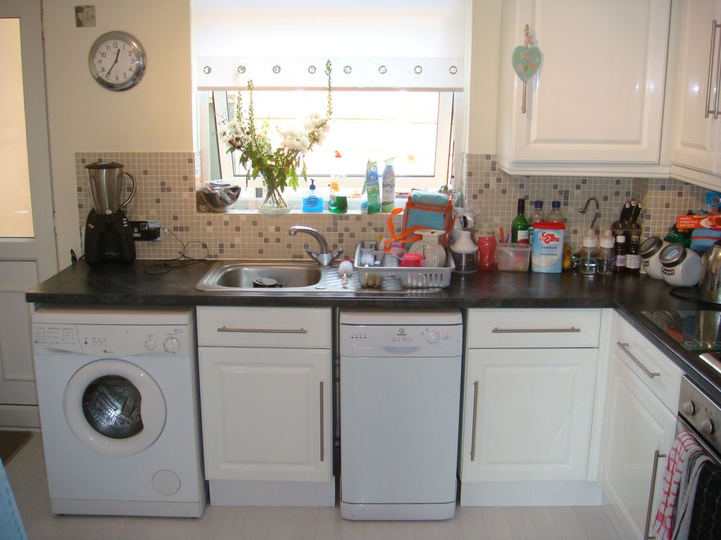 Property photo 3 of 8 Dsc01042