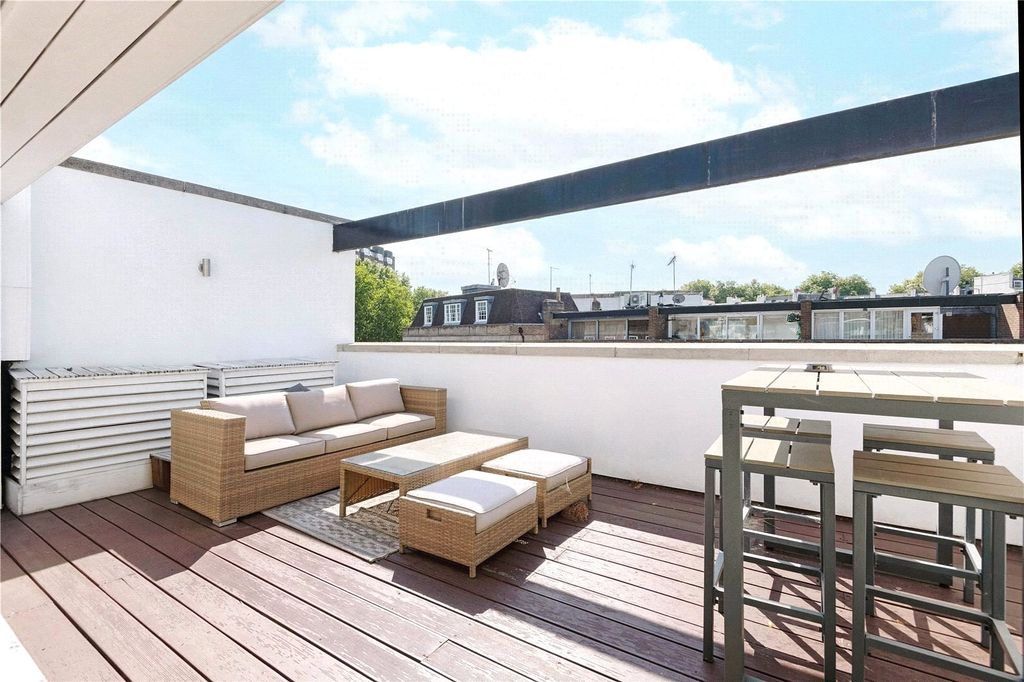 Property photo 2 of 19 Picture No. 38