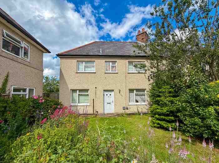 Property photo 1 of 11