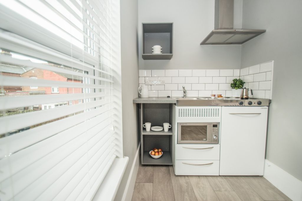 Property photo 2 of 18 3021681