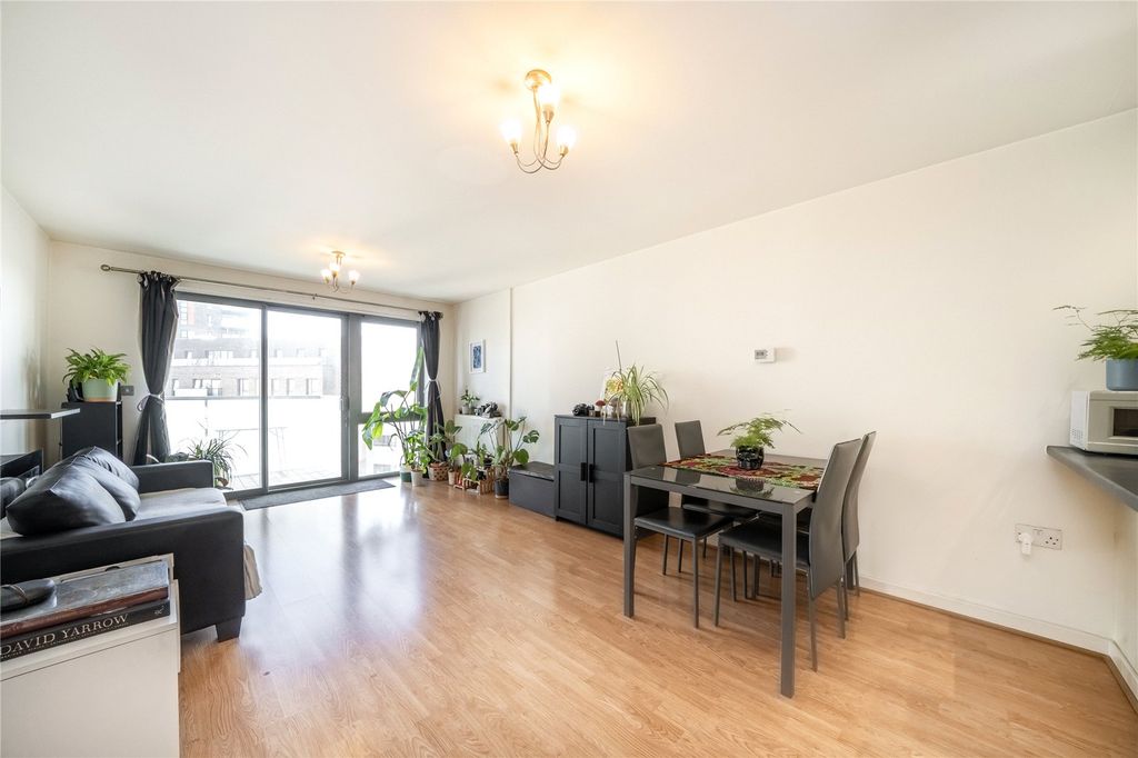 Property photo 2 of 8 Living Area