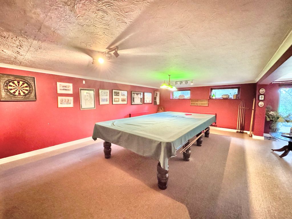 Property photo 3 of 42