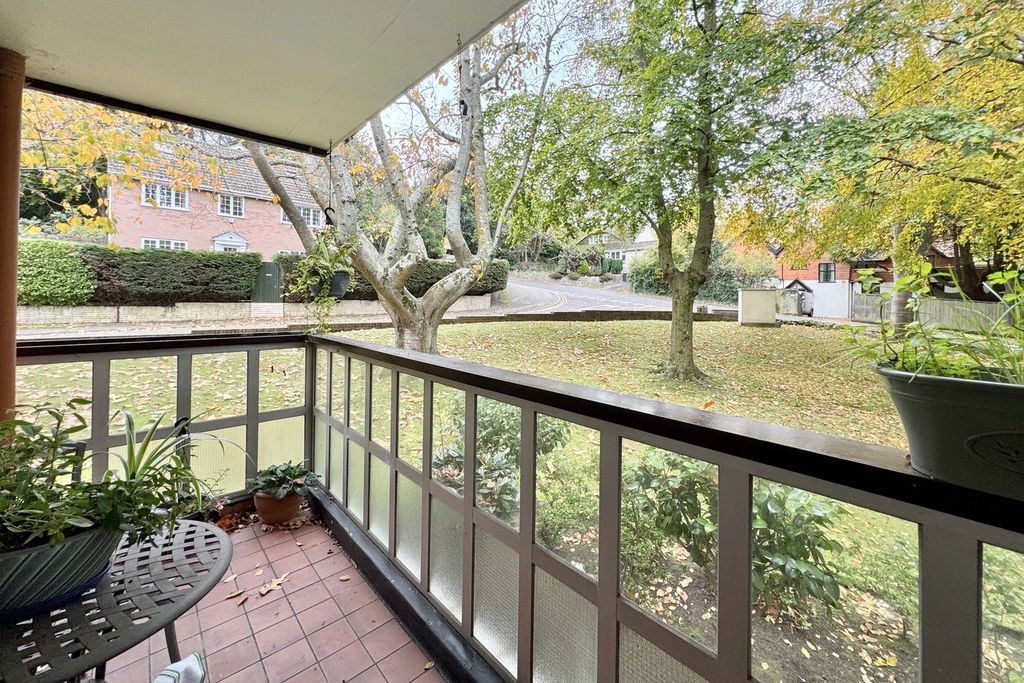 Property photo 3 of 24