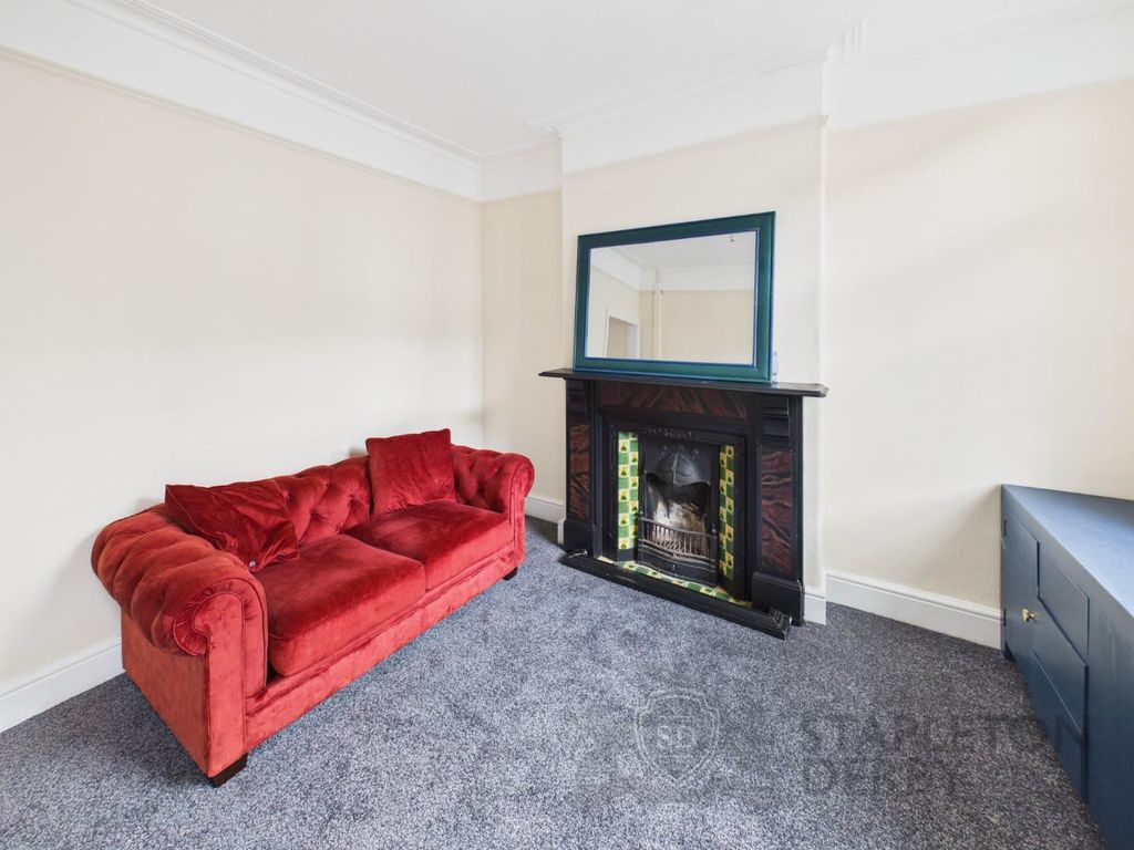 Property photo 3 of 14 Cam03007G0-Pr0227-Still013.Jpg