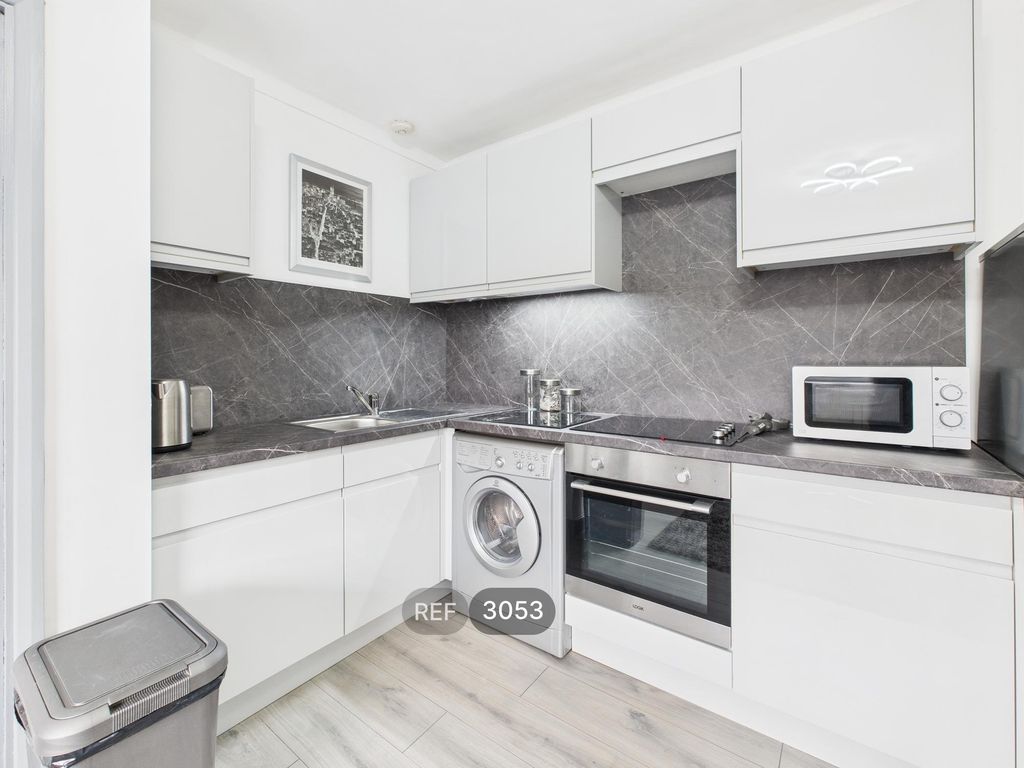 Property photo 2 of 10 Kitchen/Living Area