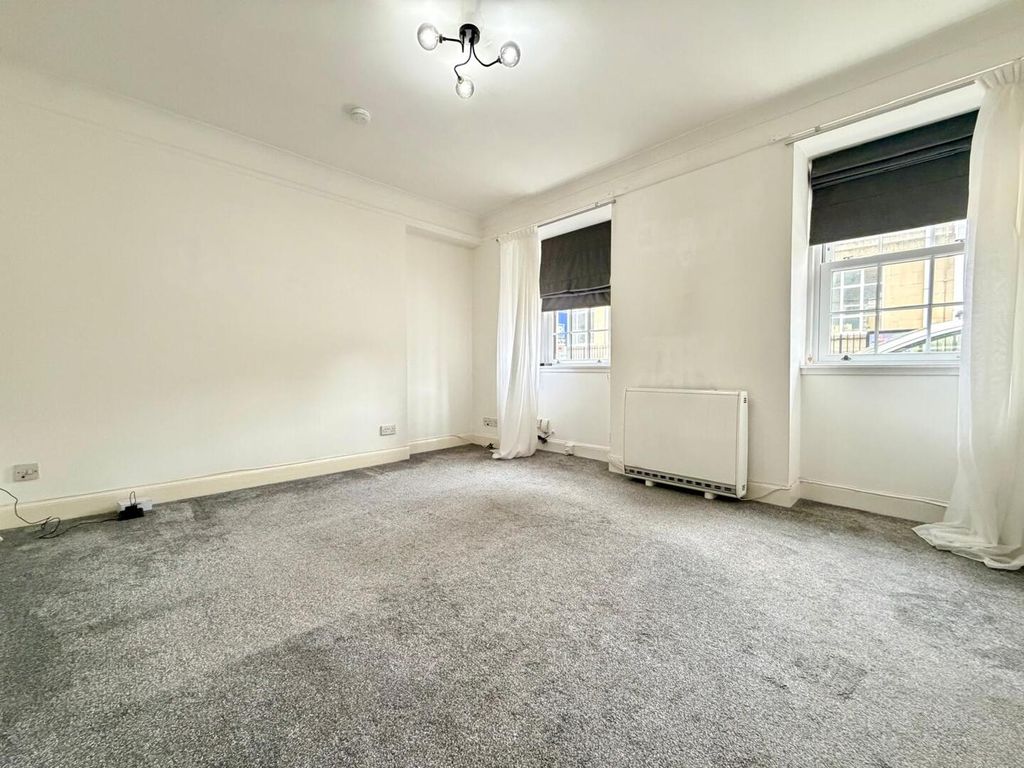 Property photo 2 of 12 Living Room