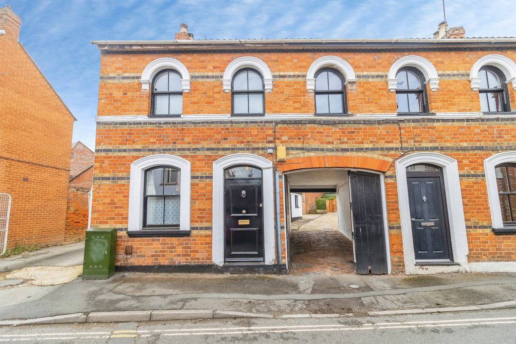 Property photo 1 of 19