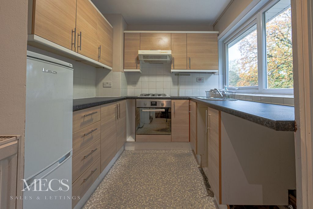 Property photo 1 of 10 1058481