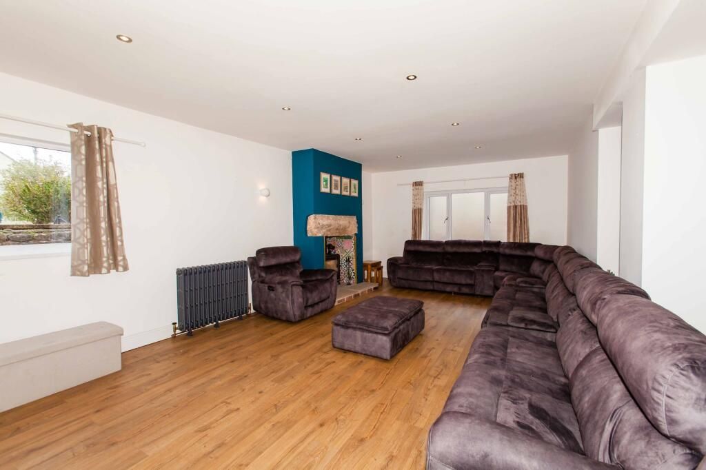 Property photo 3 of 38