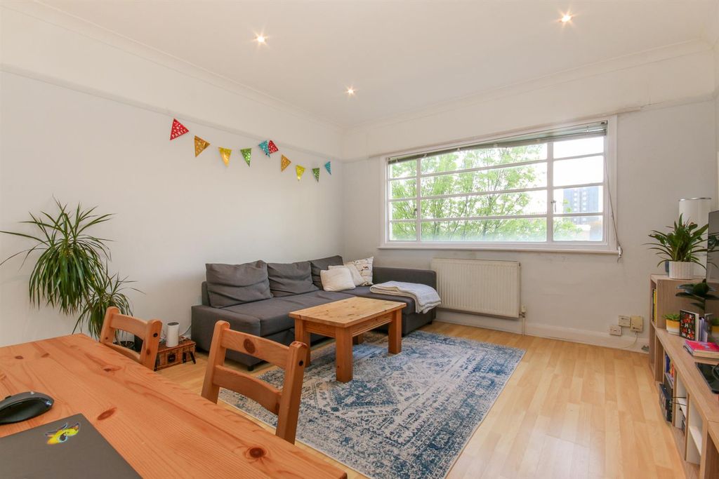 Property photo 3 of 10 Img_1216.Jpg