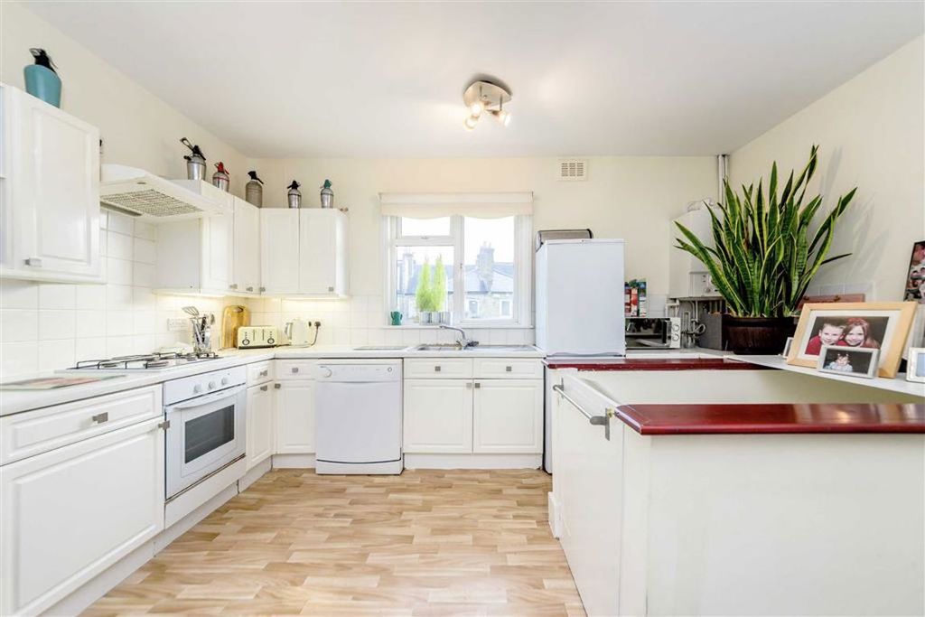 Property photo 3 of 6