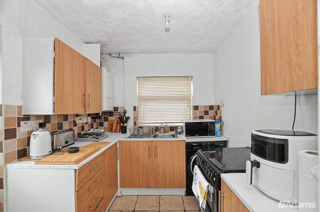Property photo 3 of 15