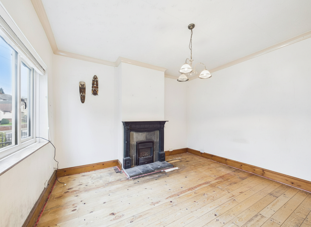 Property photo 2 of 15 Living Room