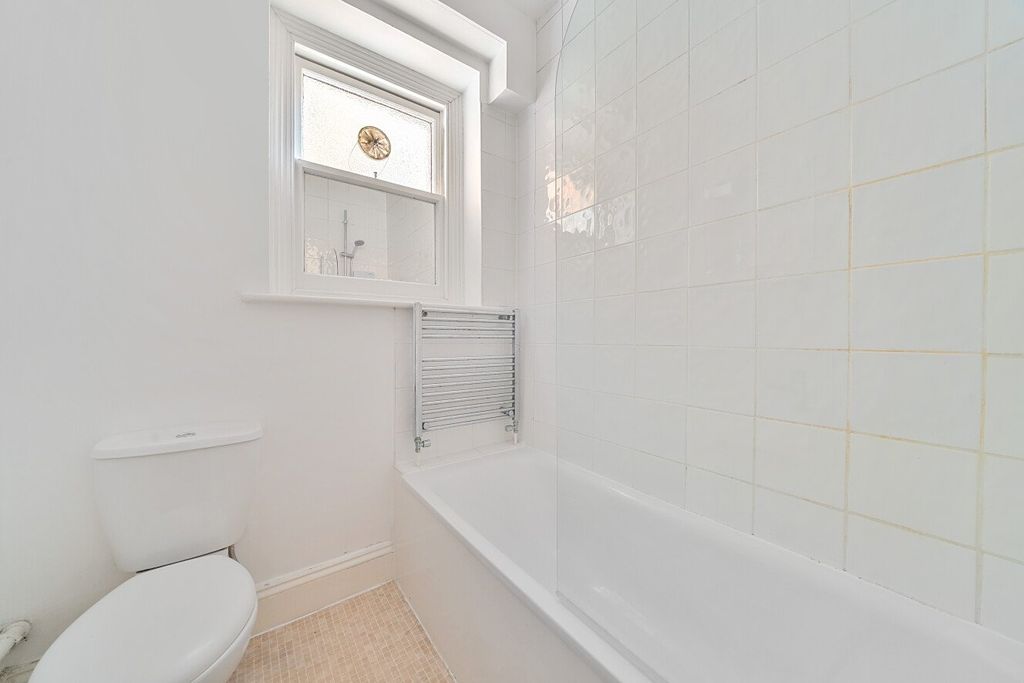 Property photo 3 of 12 Picture No. 20