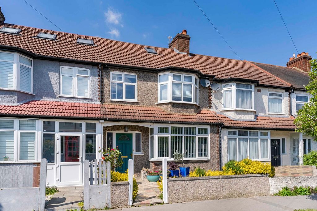 Property photo 1 of 36 Exterior