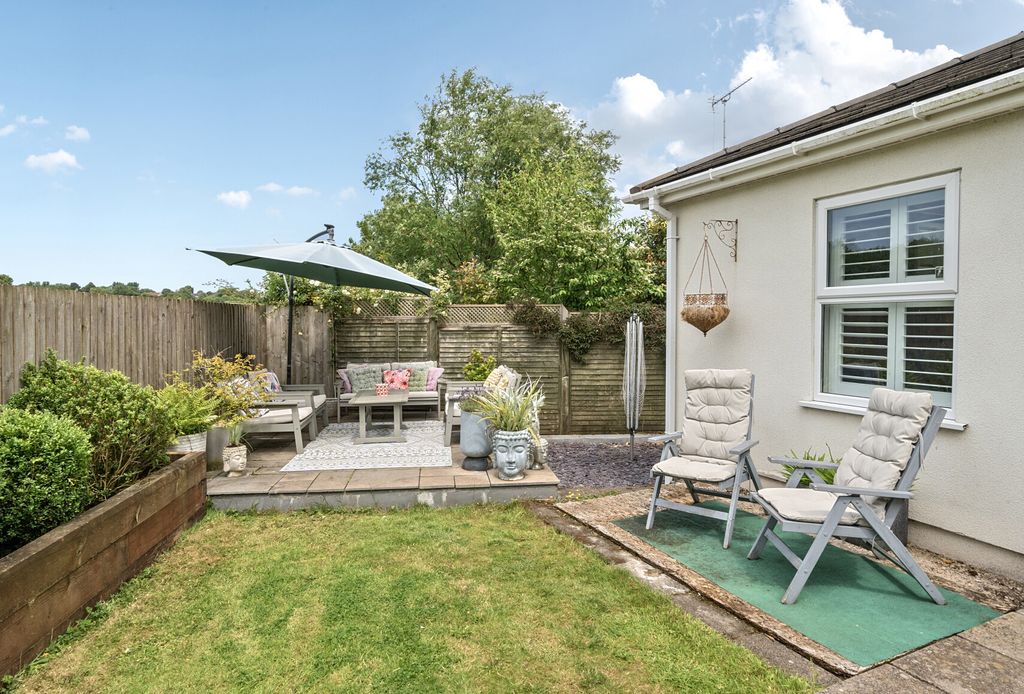 Property photo 2 of 21 1309063-16-684c2c...