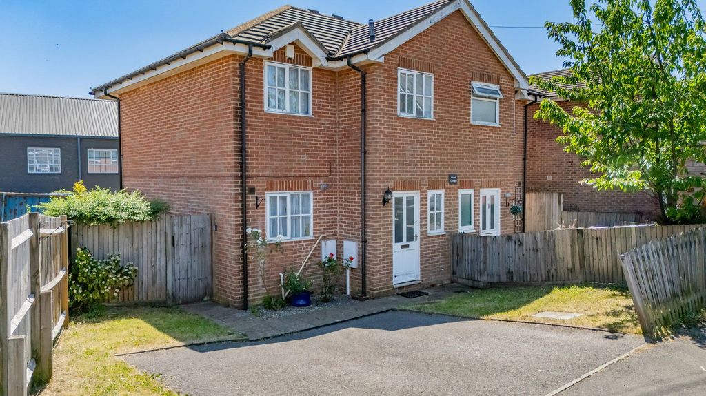 Property photo 1 of 15