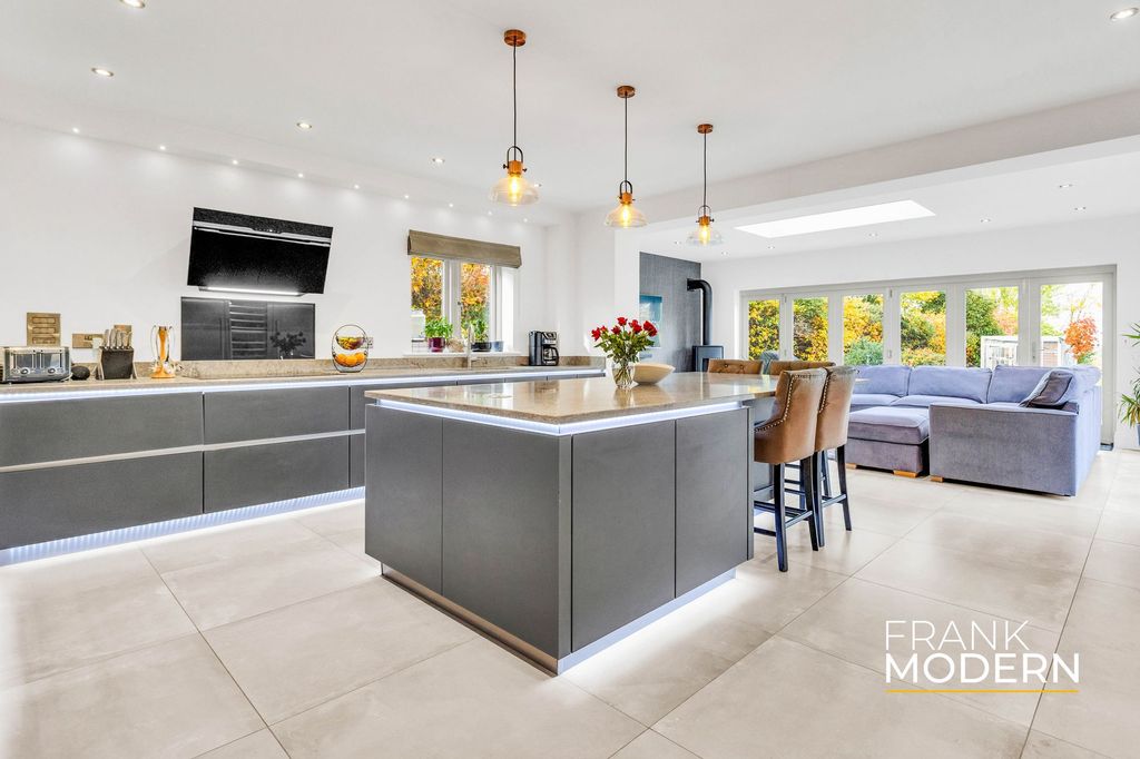 Property photo 2 of 64 Kitchen