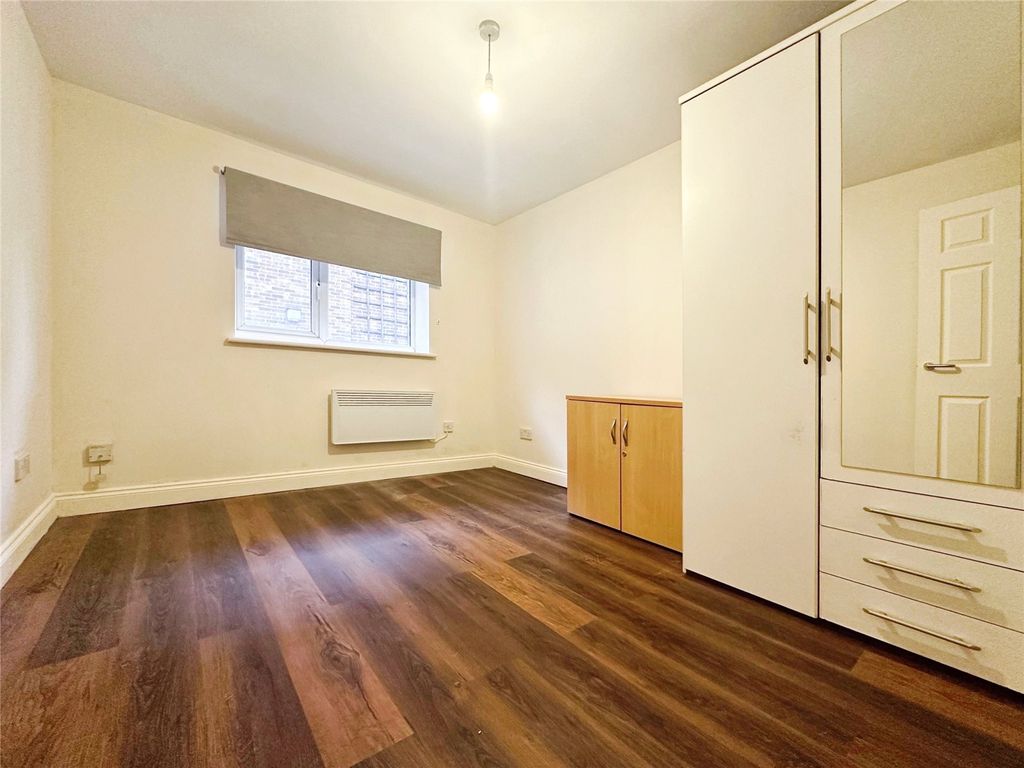 Property photo 3 of 7 Bedroom One