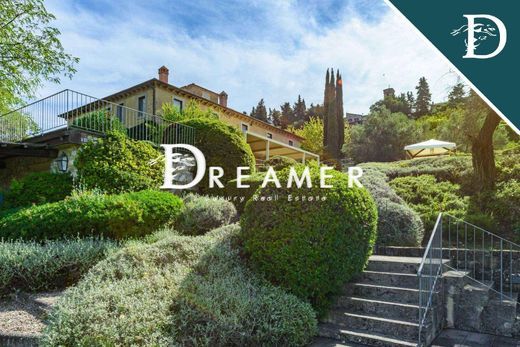 Property photo 3 of 5