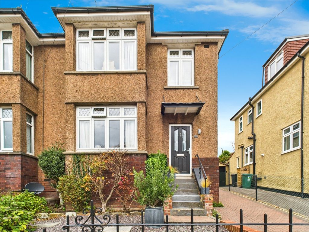 Property photo 2 of 26 Picture No. 41