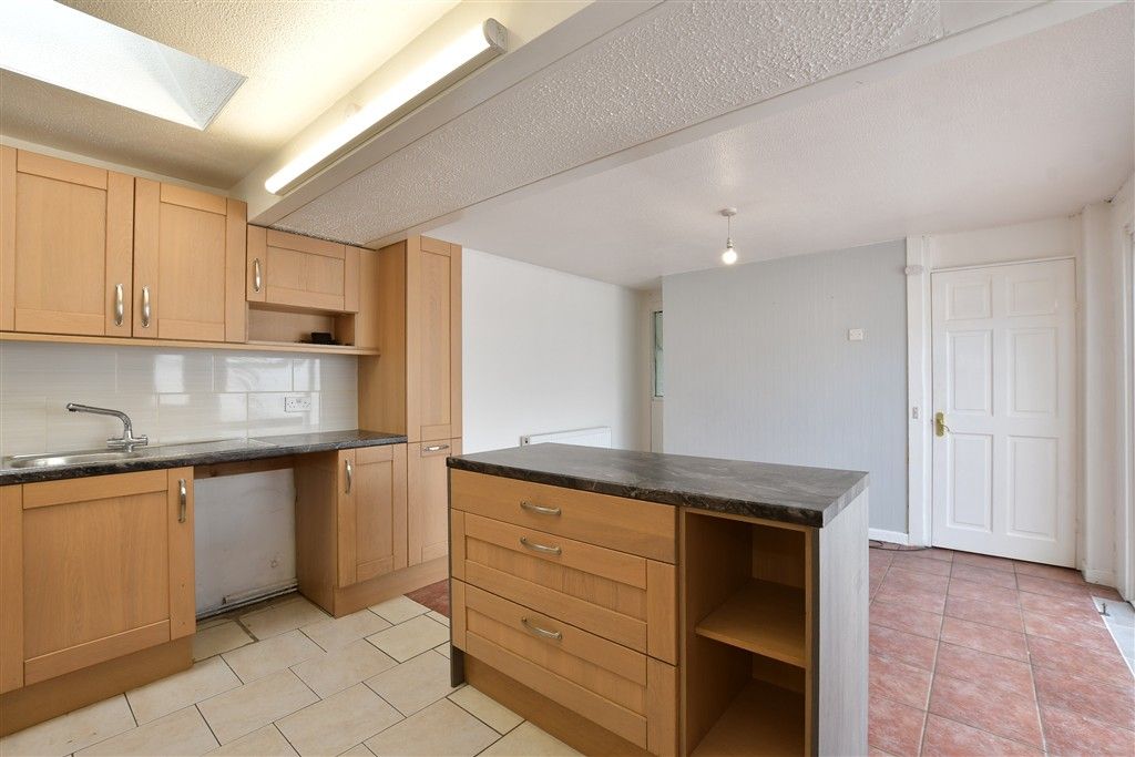 Property photo 3 of 11 Kitchen/Dining Room