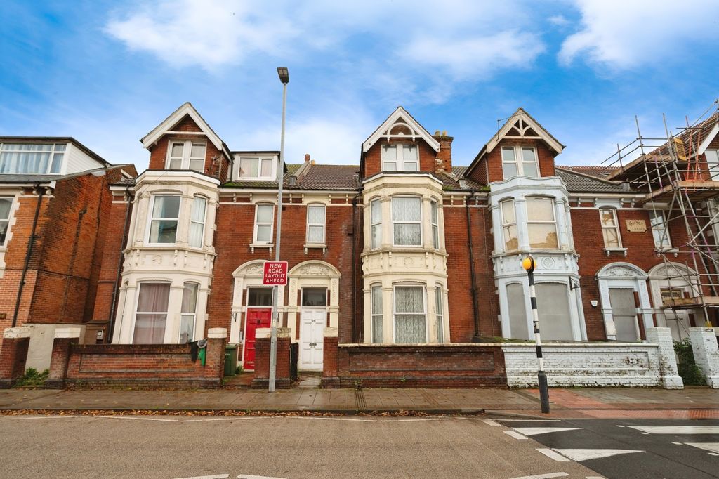 Property photo 1 of 13 Photo