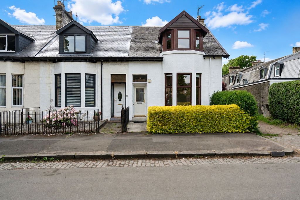 Property photo 1 of 25
