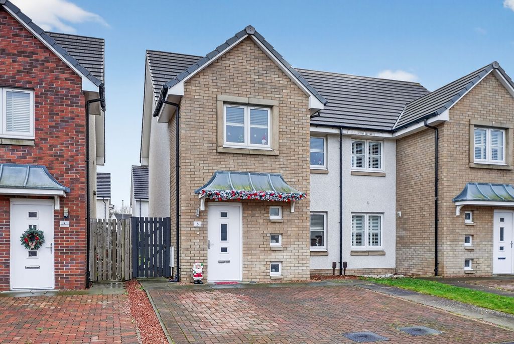 Property photo 1 of 26