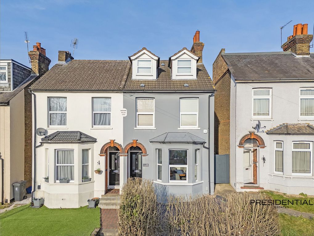 Property photo 1 of 27