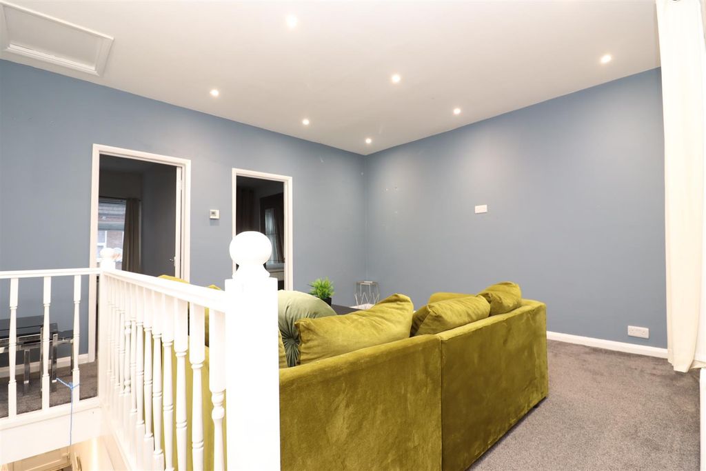 Property photo 2 of 10 Img_1200.Jpg