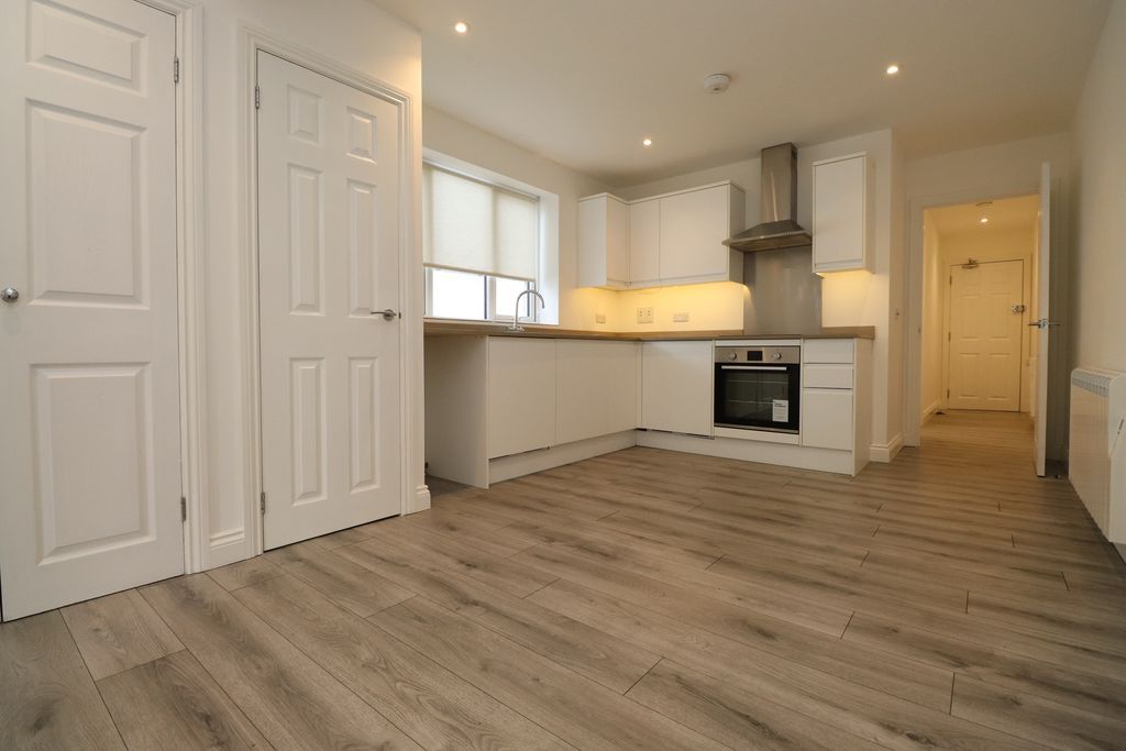 Property photo 1 of 4 Photo 4