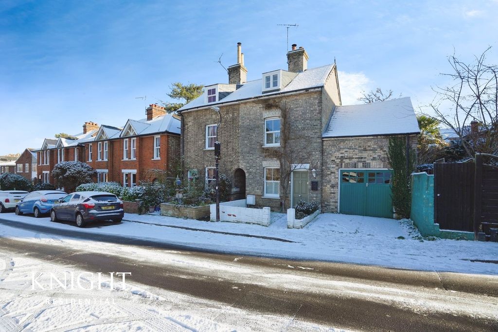 Property photo 1 of 19