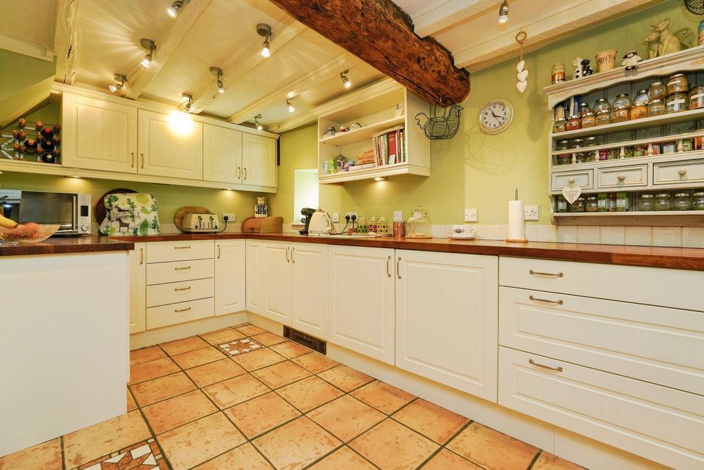 Additional image 4 of 3 bed cottage for saleHigh Street, Badsey, Worcestershire WR11