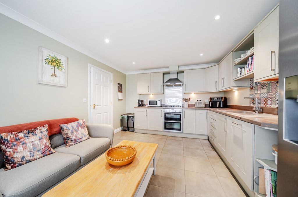 Property photo 3 of 30 1435817-23-69cc22B9d763E