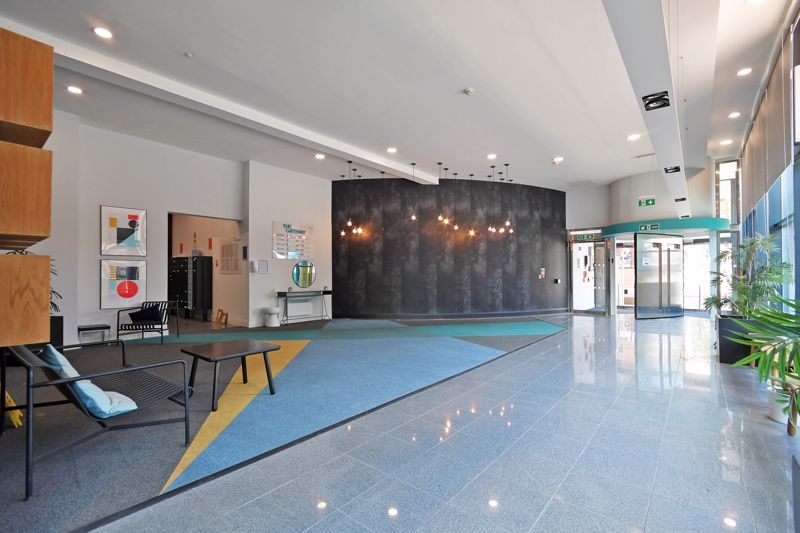 Property photo 2 of 8 Lobby