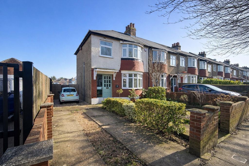 Property photo 1 of 30 Front (Exterior)