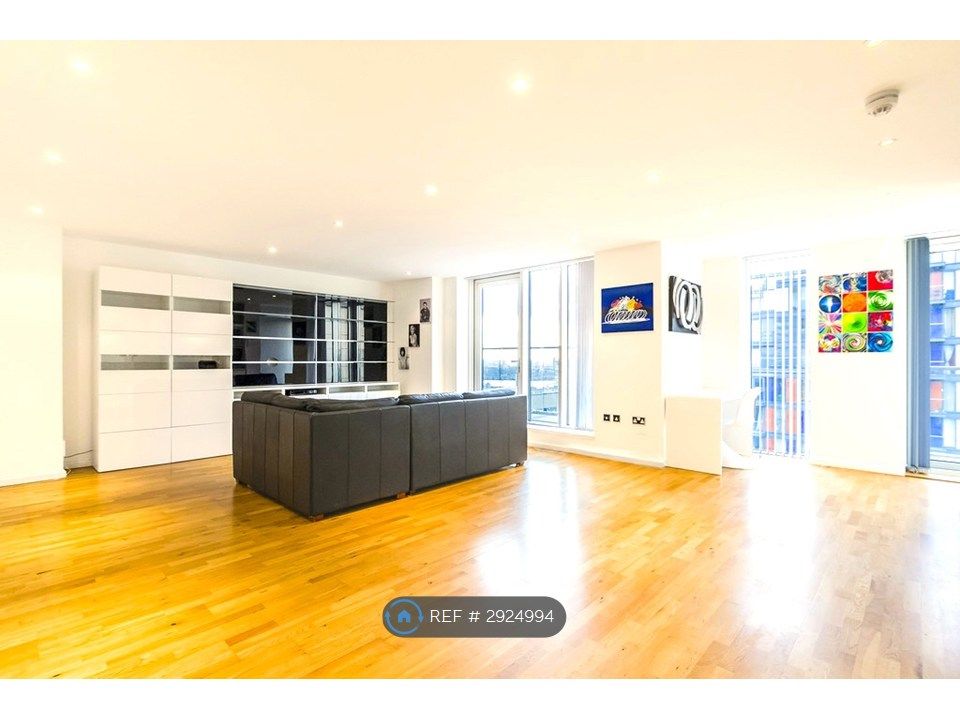 Property photo 1 of 28