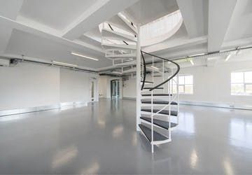 Property photo 2 of 18 Phoenix Brewery W10 Nottting Hill Office Interior_2.Jpg