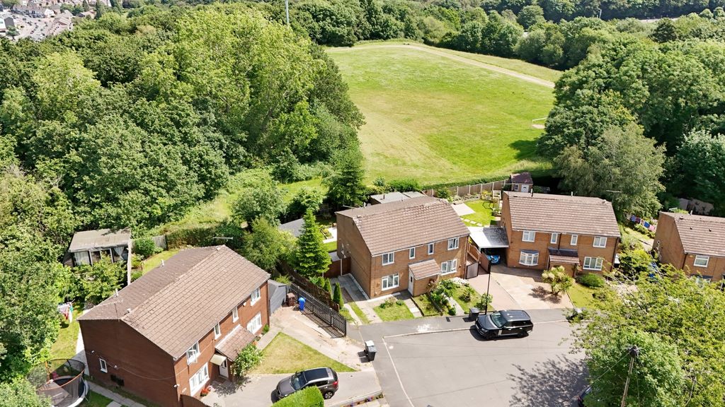 Property photo 1 of 38 Dji_20260623121412_0849_D