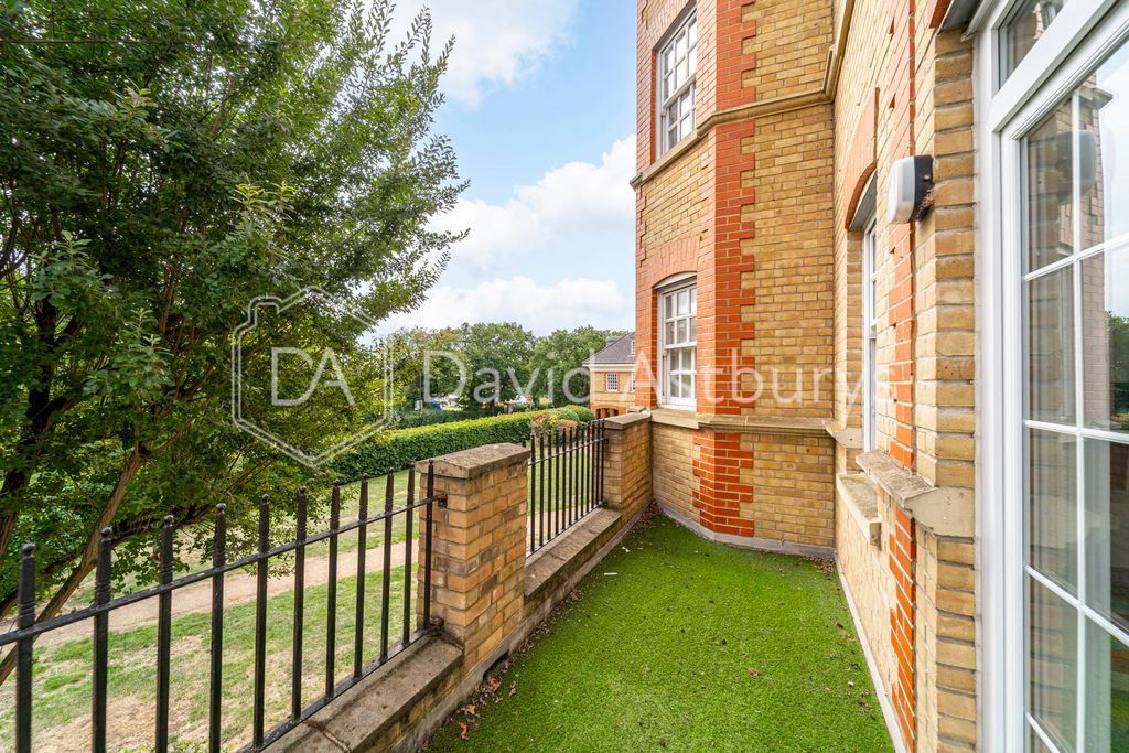 Property photo 2 of 10 Ndb06843-Edit
